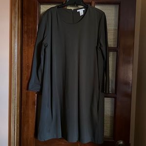 H&M basic olive green 3/4 sleeve dress with pockets EUC